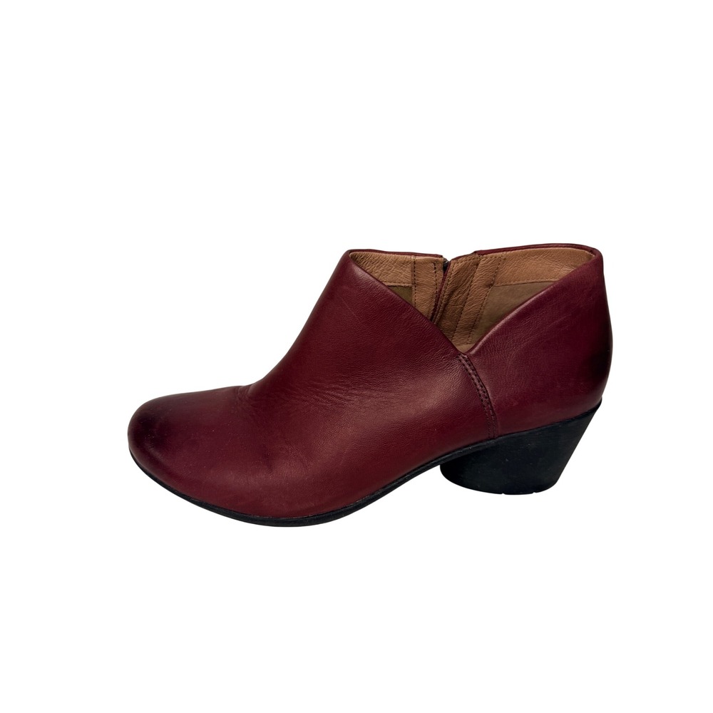 Dansko Lora Wine Red Leather Ankle Boots Block Heel Zip Size 39 Comfort Work